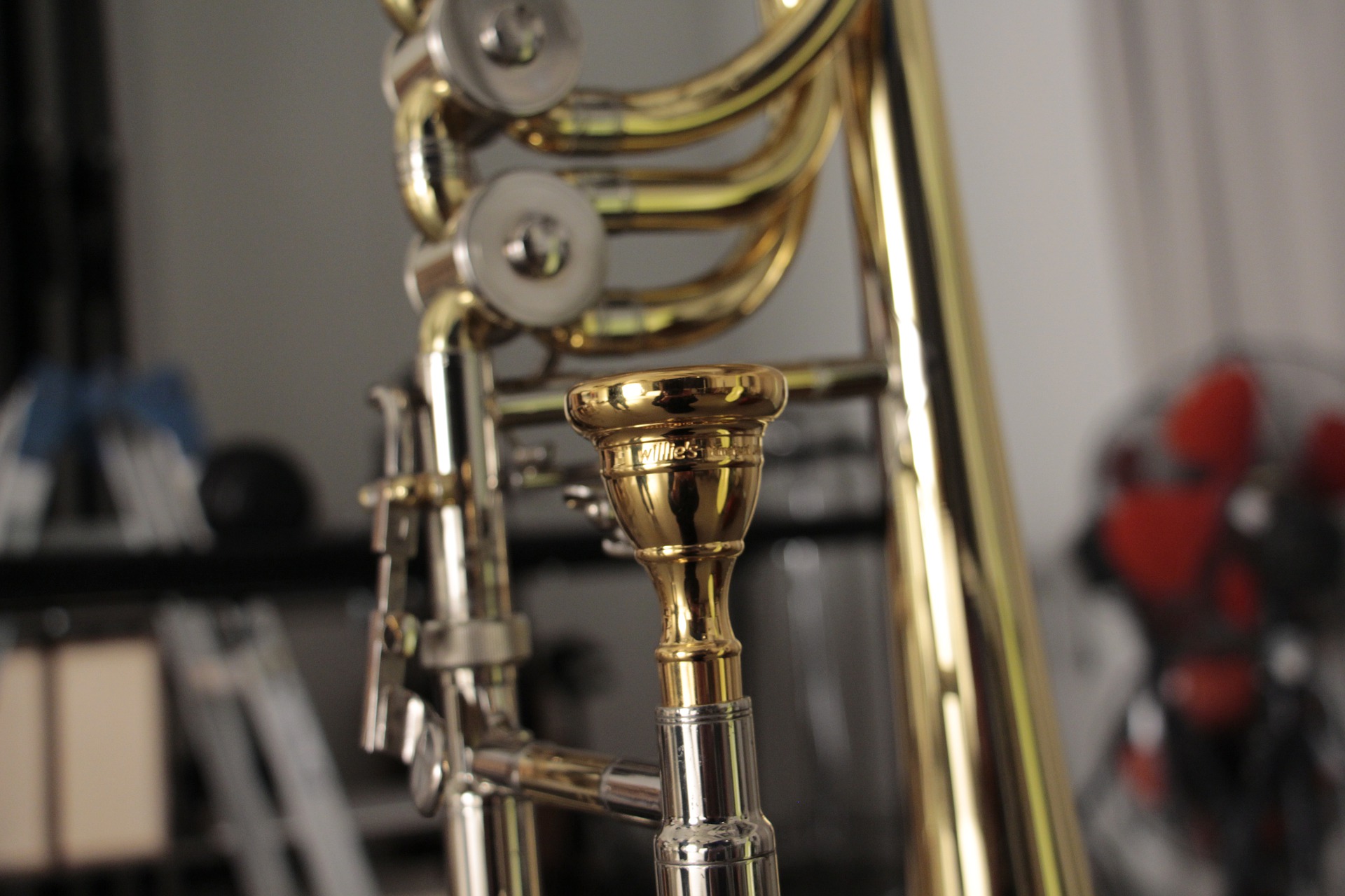 Tromba, strumento musicale Tromba in ottone Tromba per bambini per scuola a  casa per bambini Principiante musicista : : Strumenti Musicali